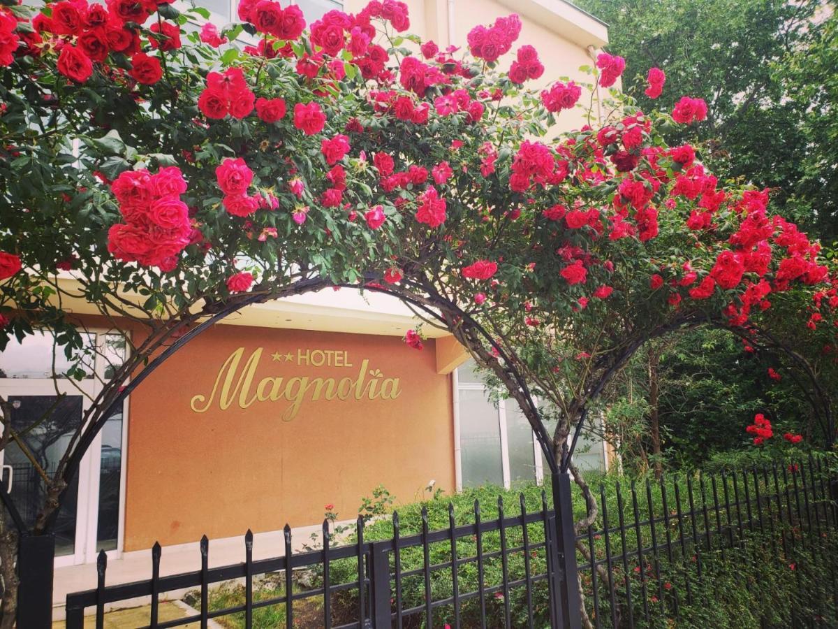 Family Hotel Magnolia ซันนีบีช ภายนอก รูปภาพ