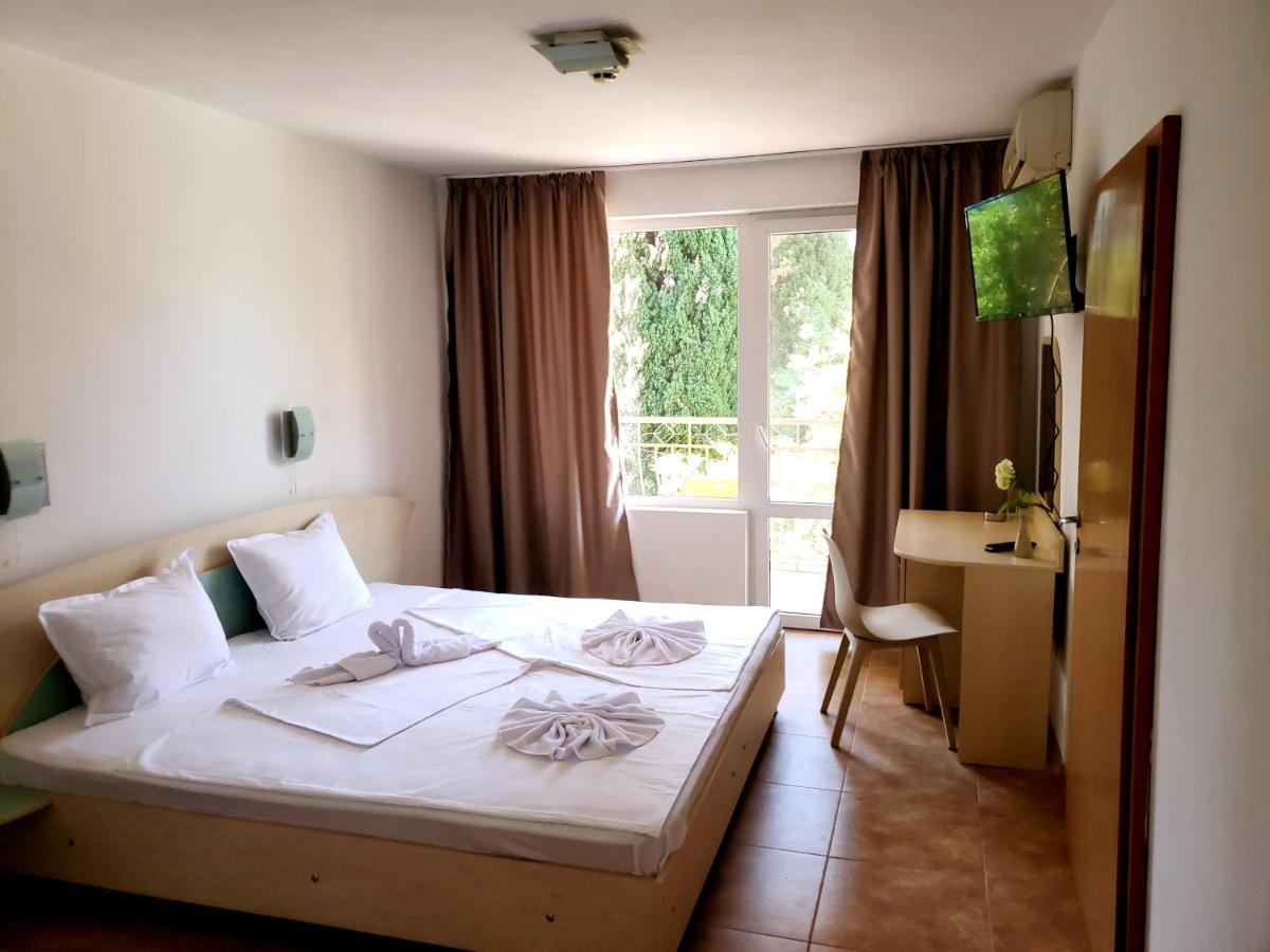 Family Hotel Magnolia ซันนีบีช ภายนอก รูปภาพ