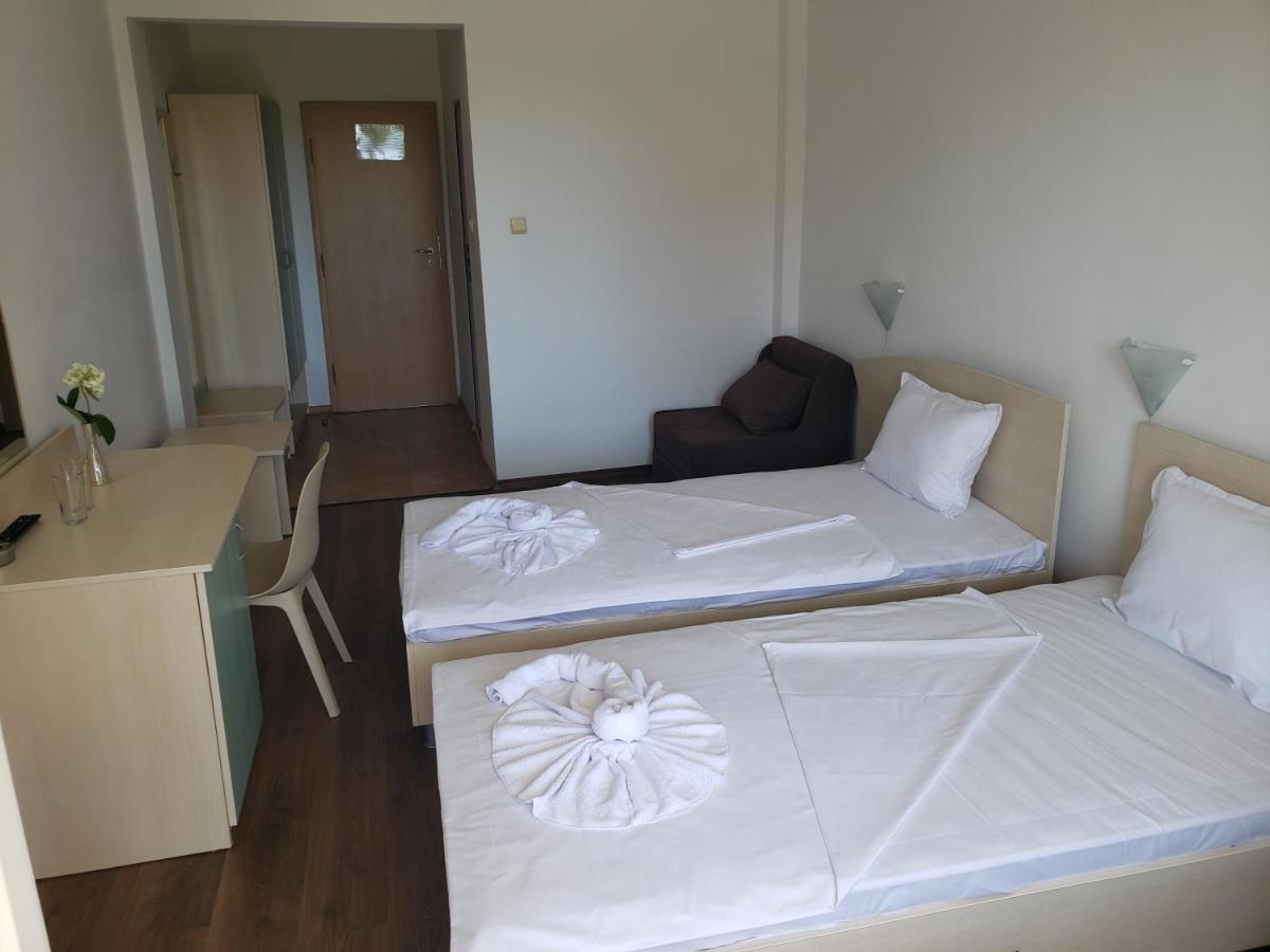 Family Hotel Magnolia ซันนีบีช ภายนอก รูปภาพ