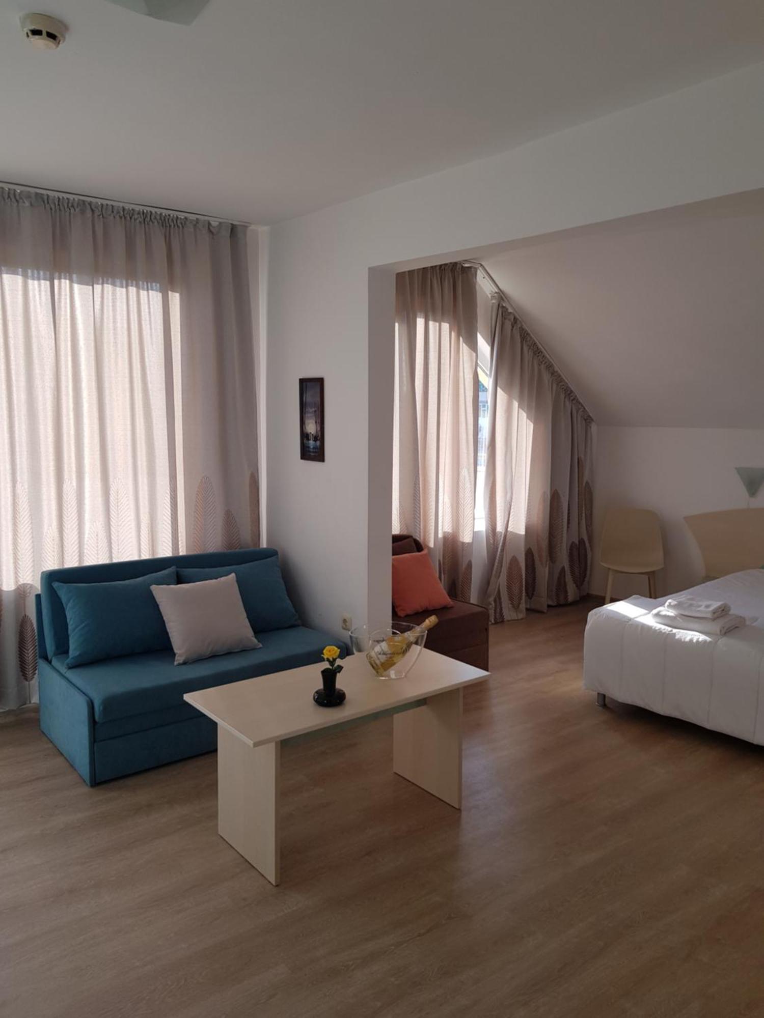 Family Hotel Magnolia ซันนีบีช ภายนอก รูปภาพ