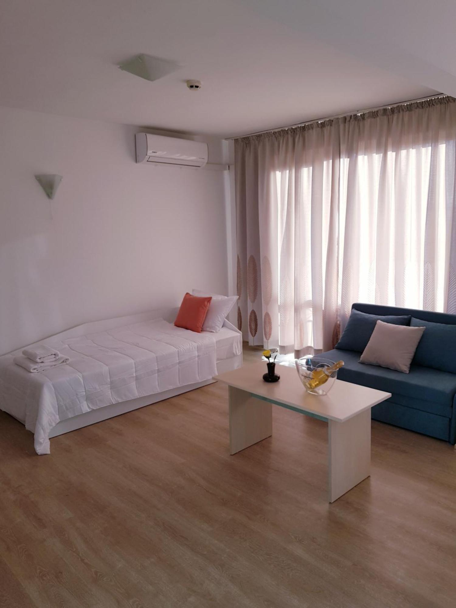 Family Hotel Magnolia ซันนีบีช ภายนอก รูปภาพ