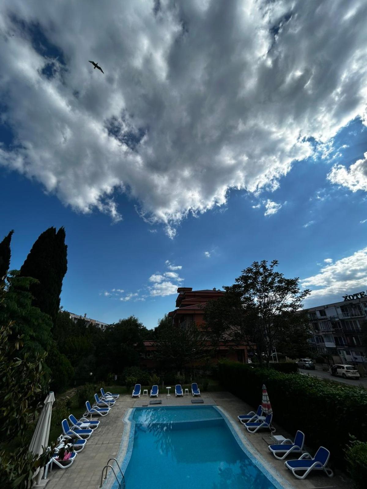 Family Hotel Magnolia ซันนีบีช ภายนอก รูปภาพ