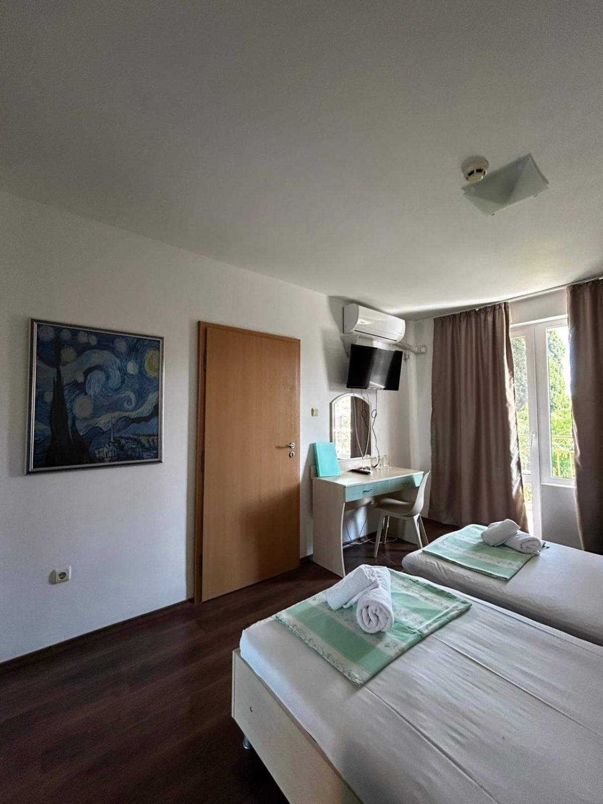 Family Hotel Magnolia ซันนีบีช ภายนอก รูปภาพ
